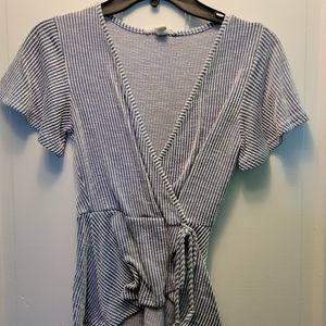 Women's Size Small Blue and White Top